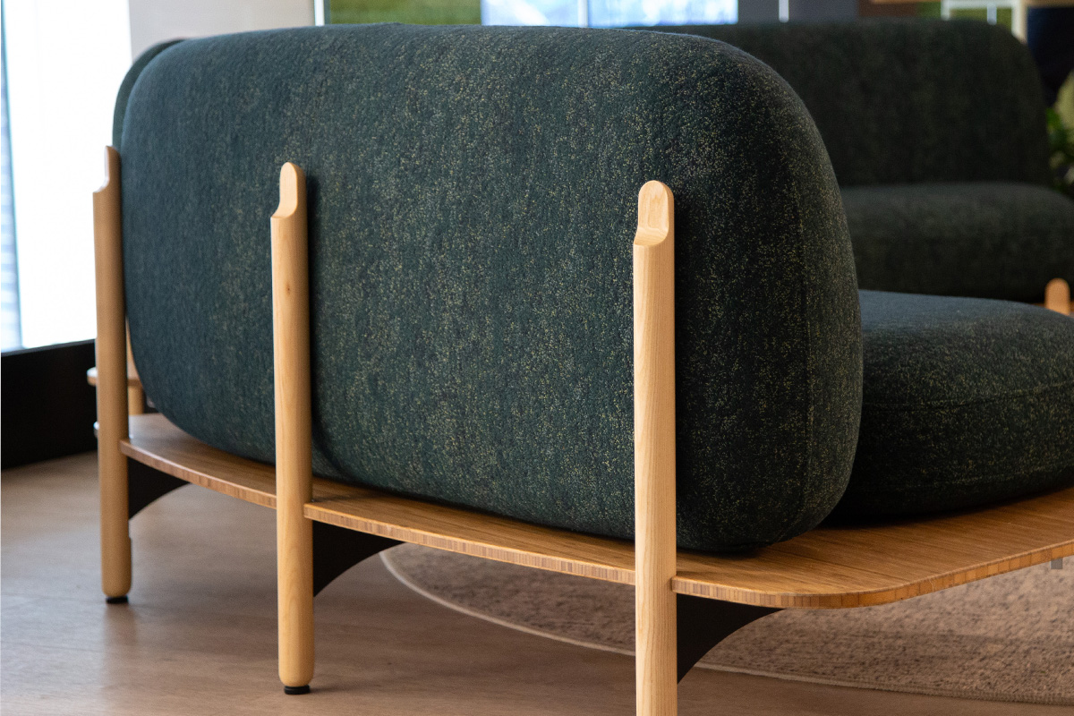 送料無料】NEW MERCURYソファ PVC BE/BK/BR/IV/RD